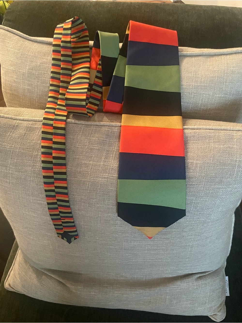 Multicolor Striped Men's Tie - Red, Green, Navy, Gold